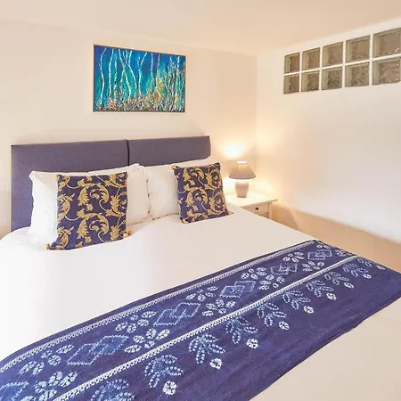 Mary Lyth - West Cliff With Parking